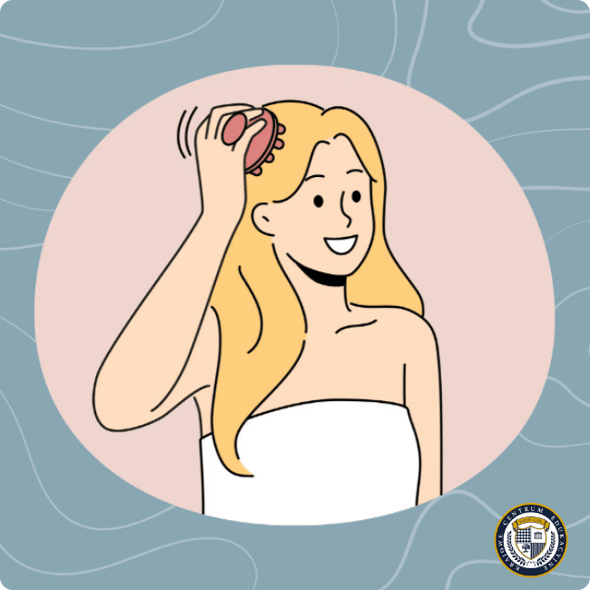 Ilustracja przedstawiająca uśmiechniętą kobietę z długimi blond włosami w białym ręczniku, używającą masażera do skóry głowy