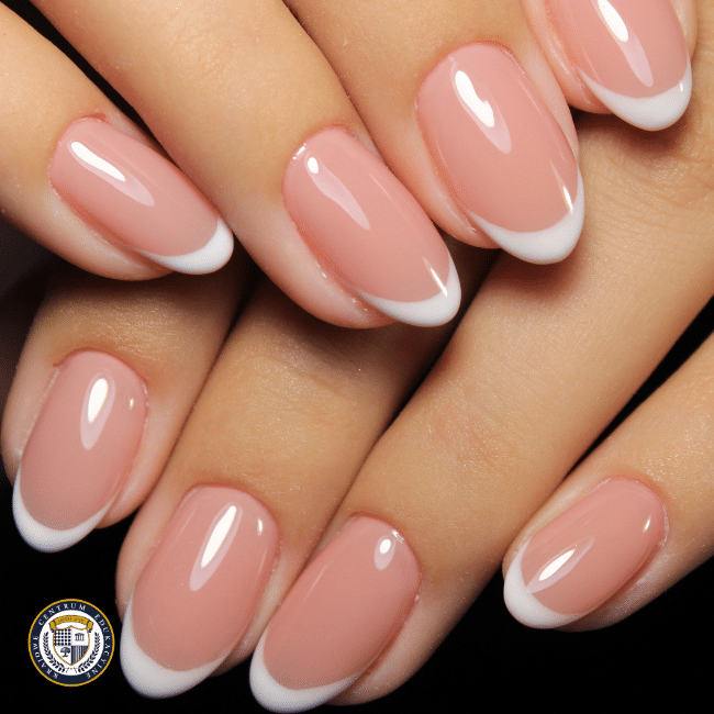 Manicure hybrydowy. French.
