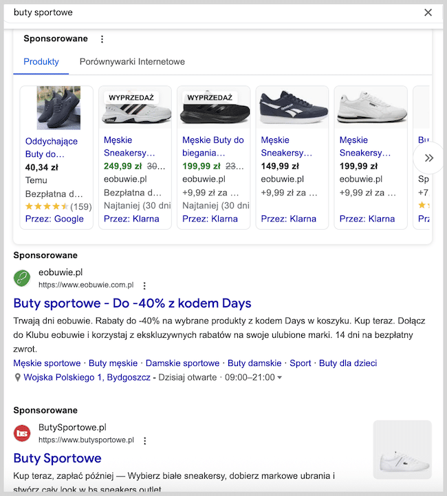 Zrzut ekranu wyszukiwarki google z reklamami sponsorowanymi na hasło: "buty sportowe"